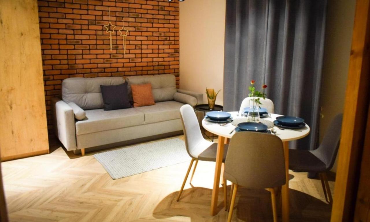 Klimatyczny Apartament Карпач Екстериор снимка